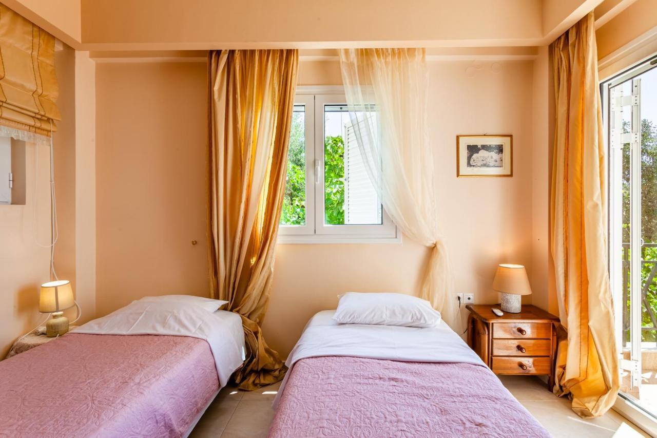 Verga Majestic Sunsets - Elegant & Secluded Retreat 卡拉马塔 外观 照片